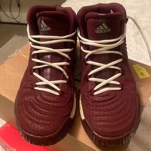 Have multiple pairs .